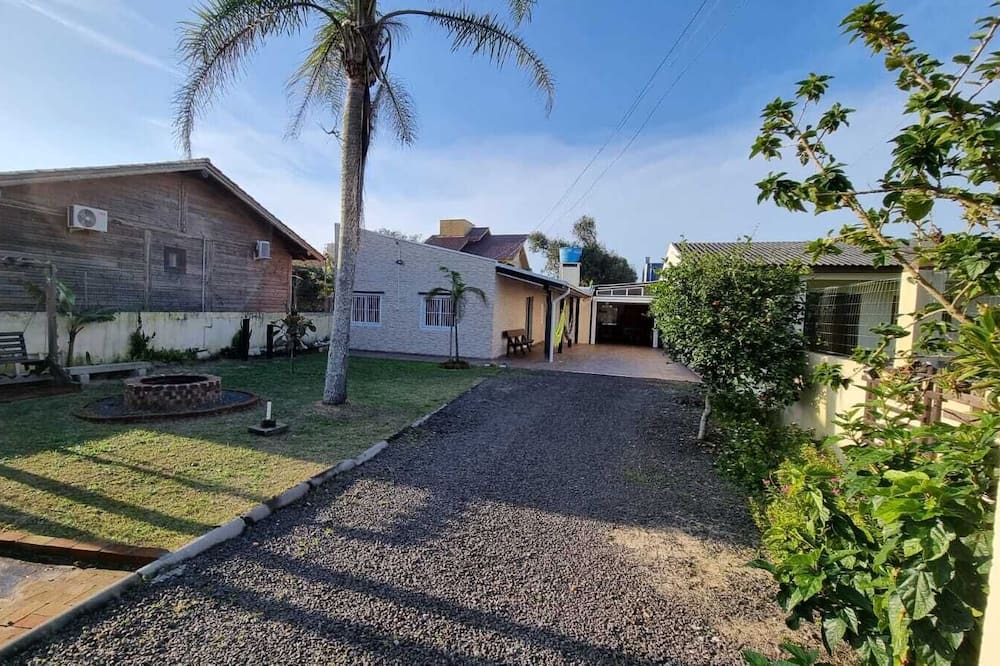 Passo de Torres House | Casa Perto da Praia e da Lagoa, Ideal Para Famílias que Buscam Sossego!