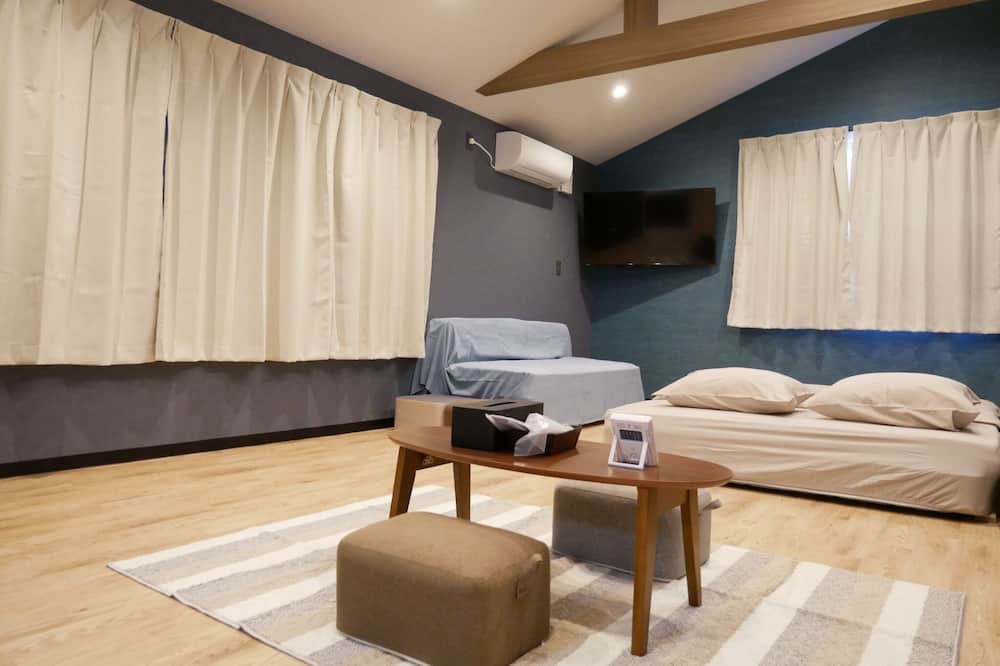 Amami House | HOODRoom 202 4 person plan / Amami Kagoshima