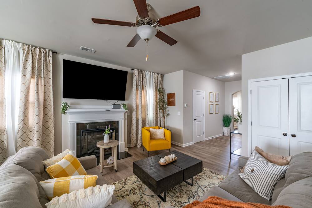 Charlotte House | Charming Retreat: Cozy & Stylish Home