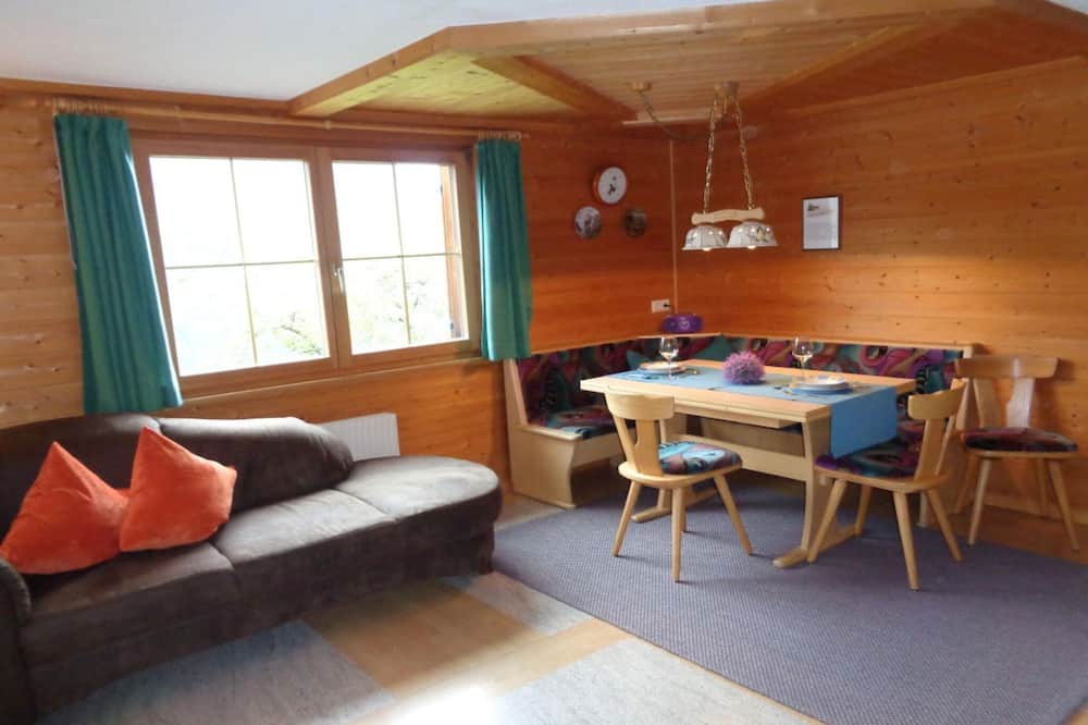 Marul Apartment | Apartment Edelweiß - Haus Burgl