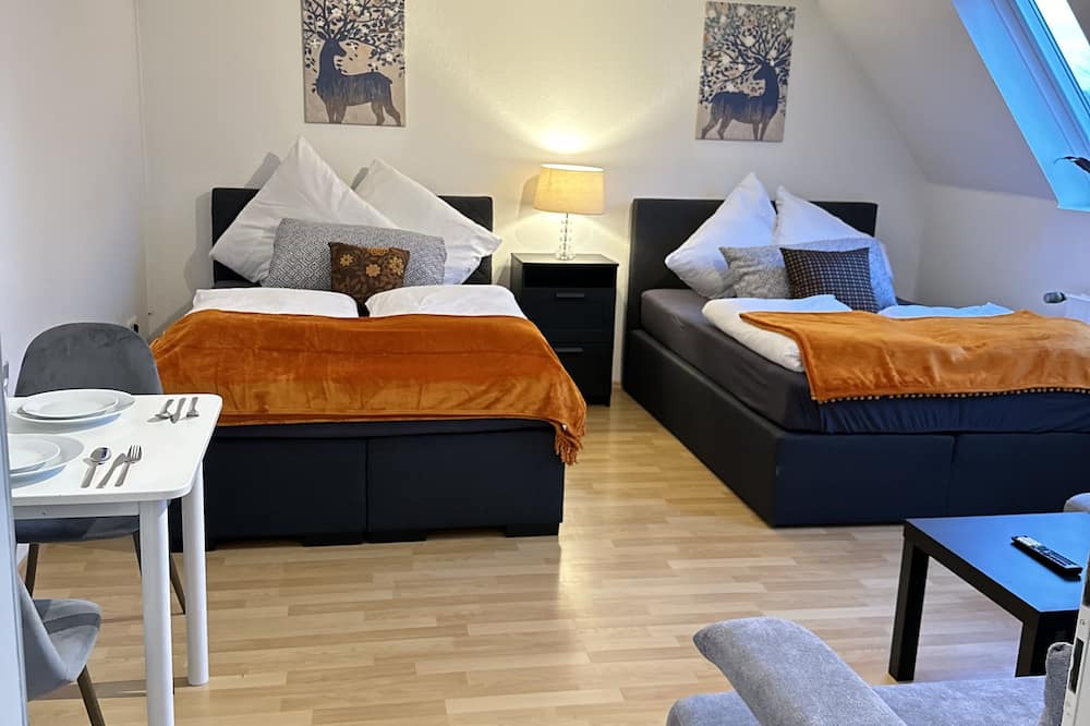 Guetersloh Apartment | Apartment in Gütersloh with 2 Queen Sized Beds