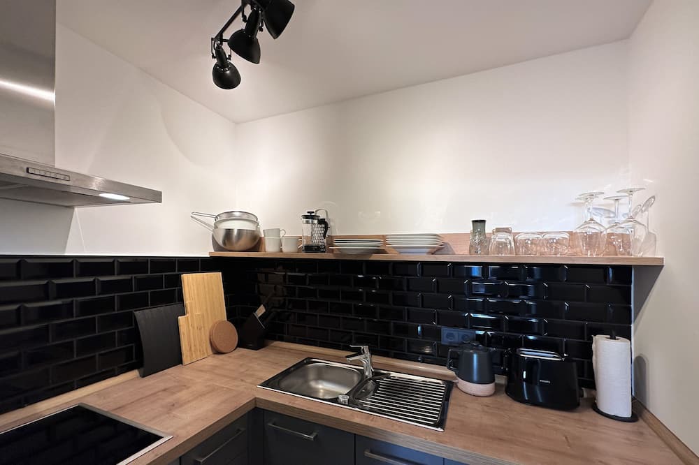 Buttelstedt Apartment | Modernes Studio in Malerischer Natur!