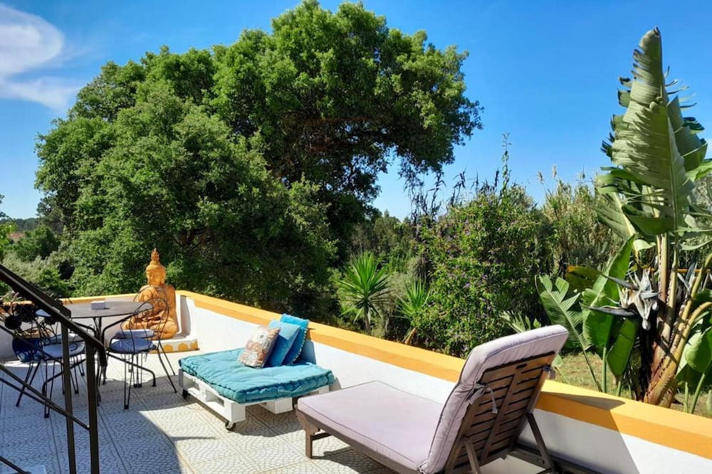 Alhadas House | Homerez - House 6 km away from the beach for 4 ppl. at Figueira da Foz,