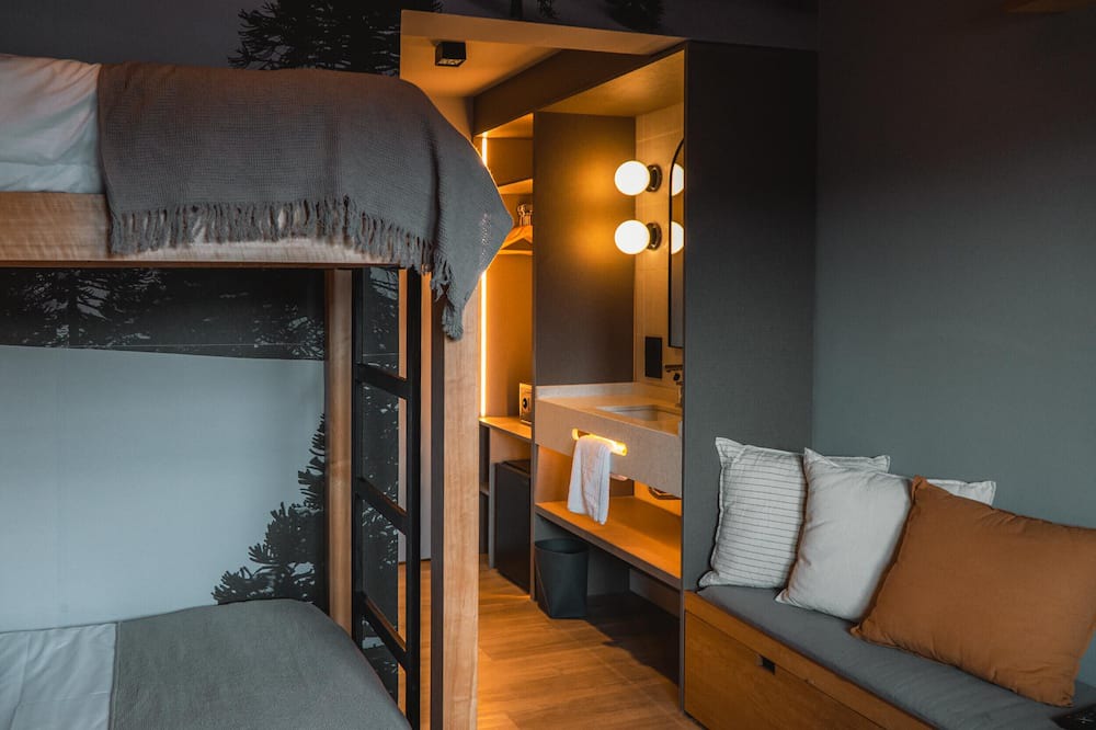 Villa Catedral Bed & Breakfast | Room in Cerro Catedral village, Bariloche