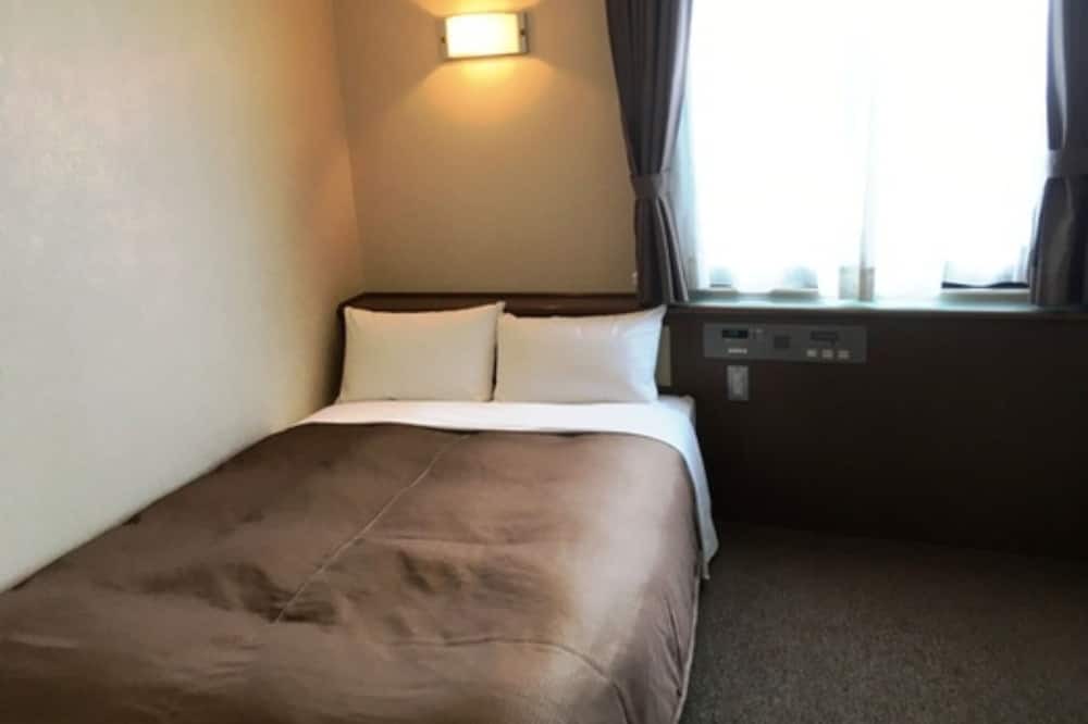 Kuwana House | Great value for couples Smoking semidouble / Kuwana Mie