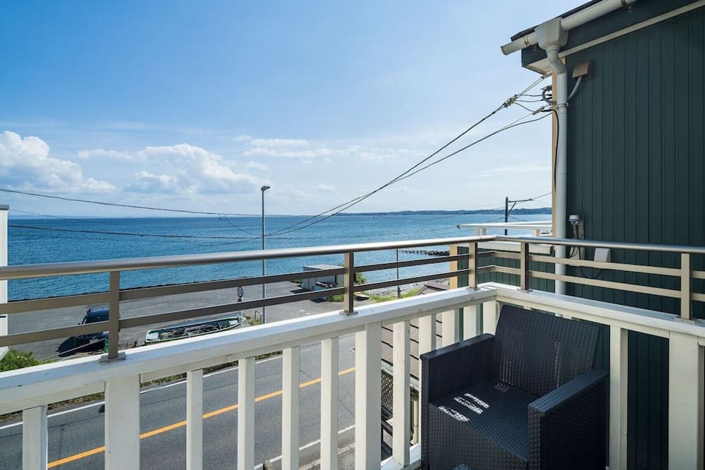 Yokosuka House | Moon road Oceanfront Villa with Traditional Japanese wooden bath Dry saunaStay with your pets / Yokosuka Kanagawa
