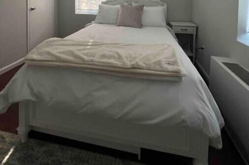 Donaldson Run Apartment | Peaceful Woodstock