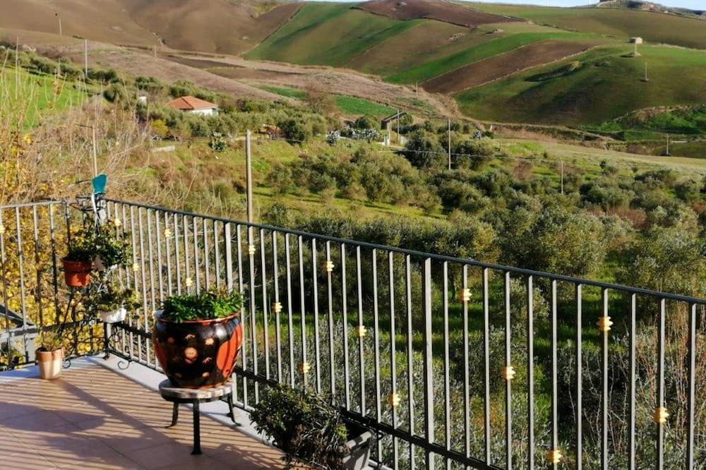 Lercara Friddi Apartment | Homerez - Nice studio for 2 ppl. with terrace at Lercara Friddi