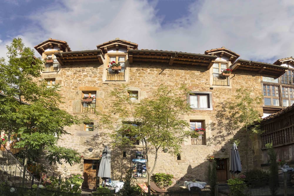 Perrozo Hotel | Posada La Trebede