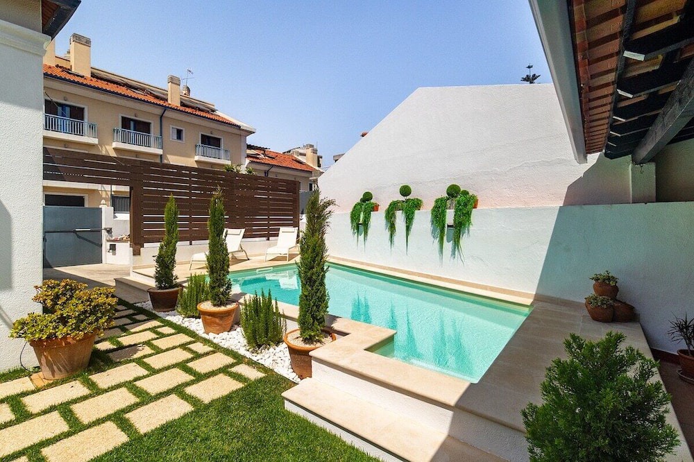 Paco De Arcos House | Sunny Oeiras Stay with Private Pool