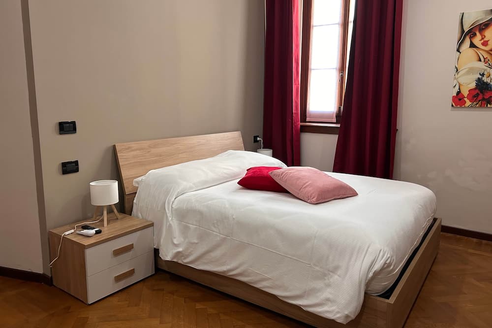Volta Mantovana Bed & Breakfast | Camera d’arte (Volta Mantovana) - Stanza in Foresteria a due passi da Garda Lake