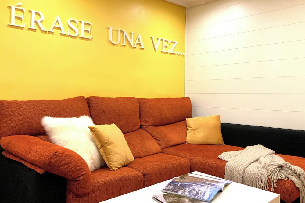Burgos Apartment | Once upon a time - Cozy and familiar house next to the Cathedral Burgos