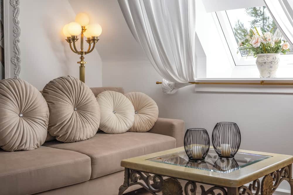 Hattingen Apartment | Exclusive apartment in the Ruhr area - central Parking lot-WLAN-Office-Christmas market