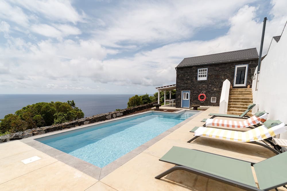 Lajes do Pico Cottage | BIOMA Adega - Gourmet Stay