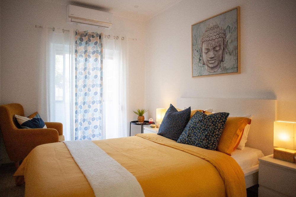 Cova da Piedade Apartment | Just4u Apartment With AC Near Lisbon and Beach