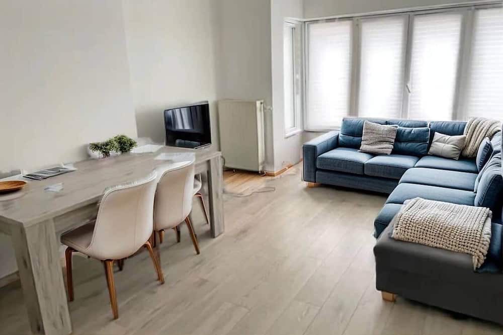Charleroi Apartment | Orléan 41 (B) center-train station-airport