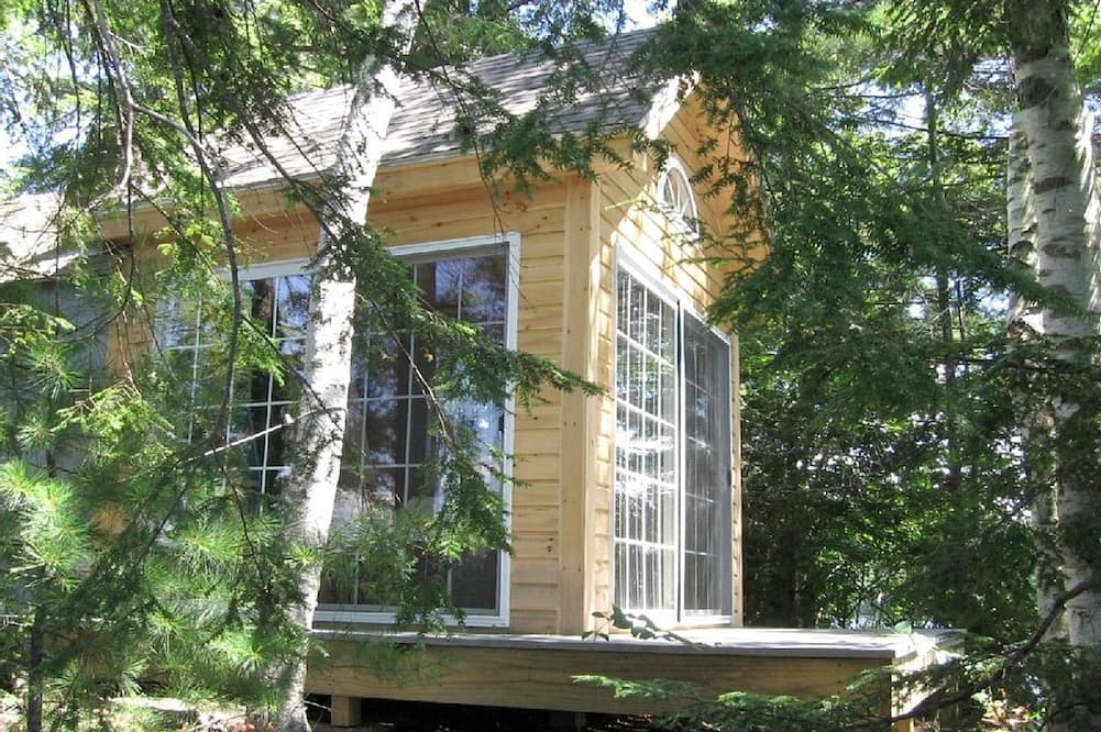 Gardiner House | Little Diamond Island - on Private Island