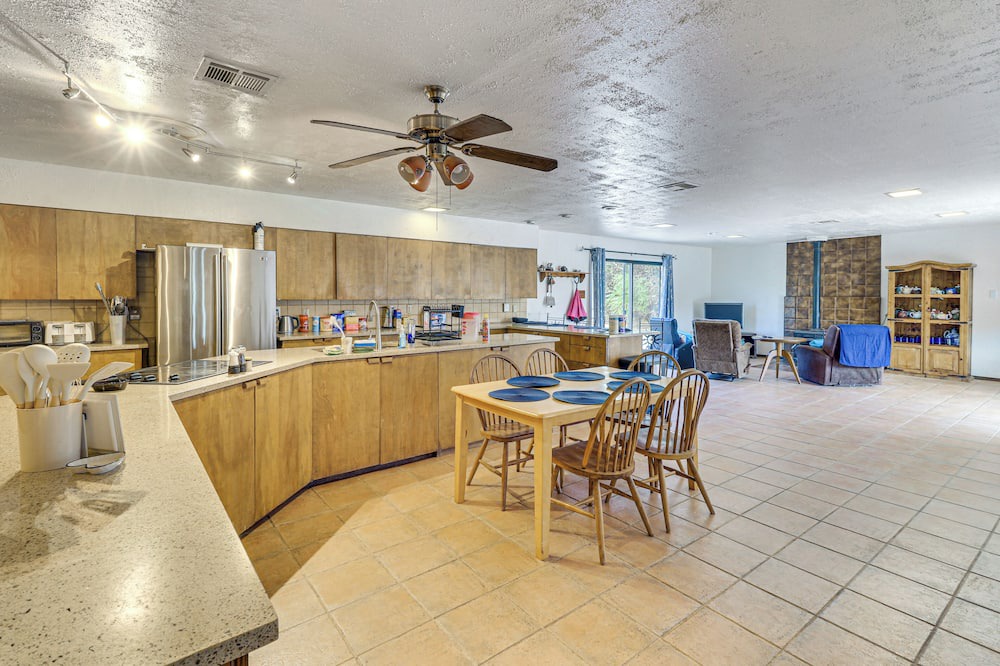 Polvadera House | Perfect For Groups! Socorro Home Near NM Tech