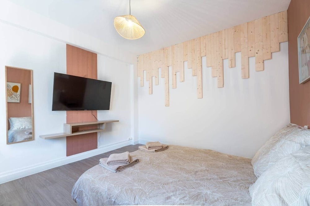 Homecourt Apartment | Le Cindy - Spacious - Bright - Wifi - Station