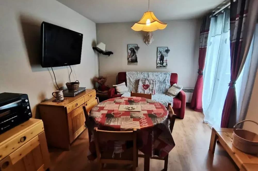 Reallon Apartment | Comete Residence - T2 well exposed and well equipped for 6 people in Réallon