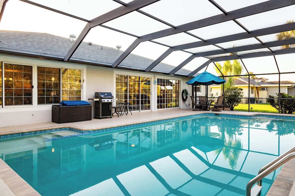 Lochmoor Waterway Estates House | ‼️Family-Ready‼️ 4BR with Heated Pool & BBQ