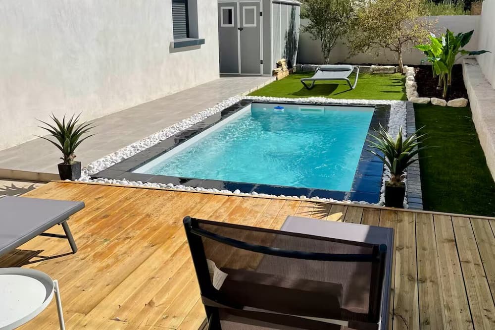 Boisseron House | Charming, QUIET ground floor villa with private pool