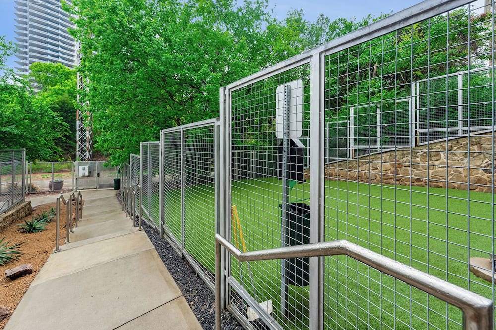 Uptown Apartment | Luxury 1BD/1BA Uptown Dallas