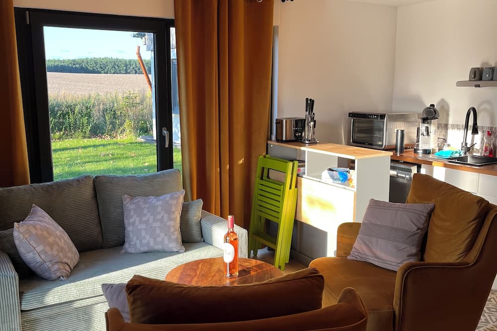 Dahmsdorf House | Oasis of peace between two lakes