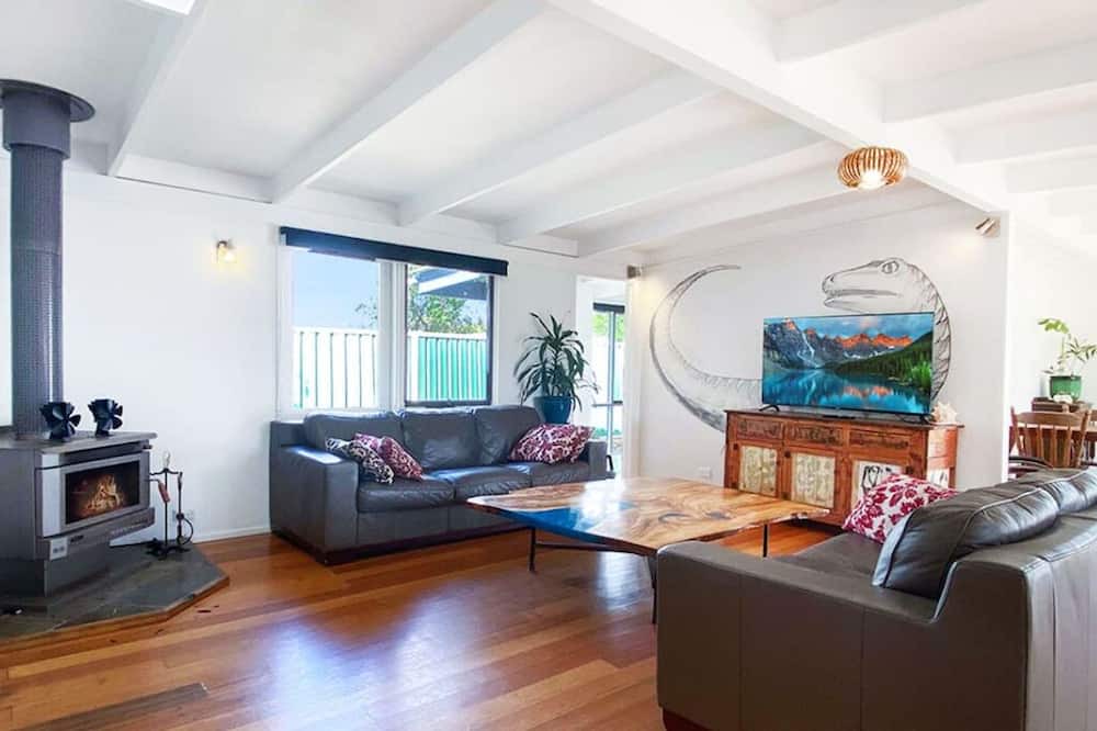 Newhaven House | Newhaven Escape - Linen Included