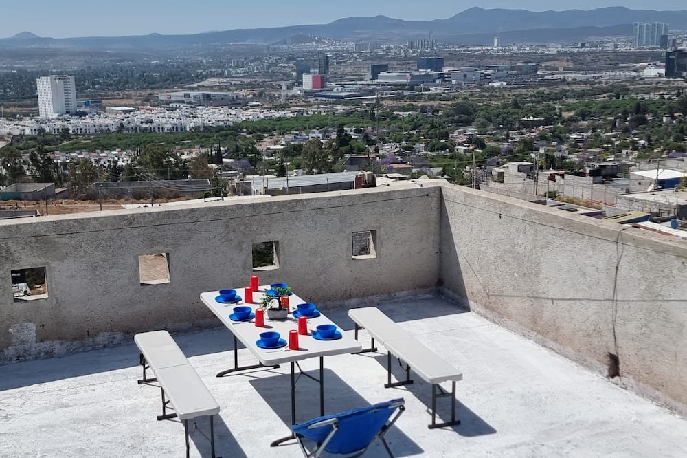 Queretaro Municipality Apartment | Spacious and Bright House with Incredible Views