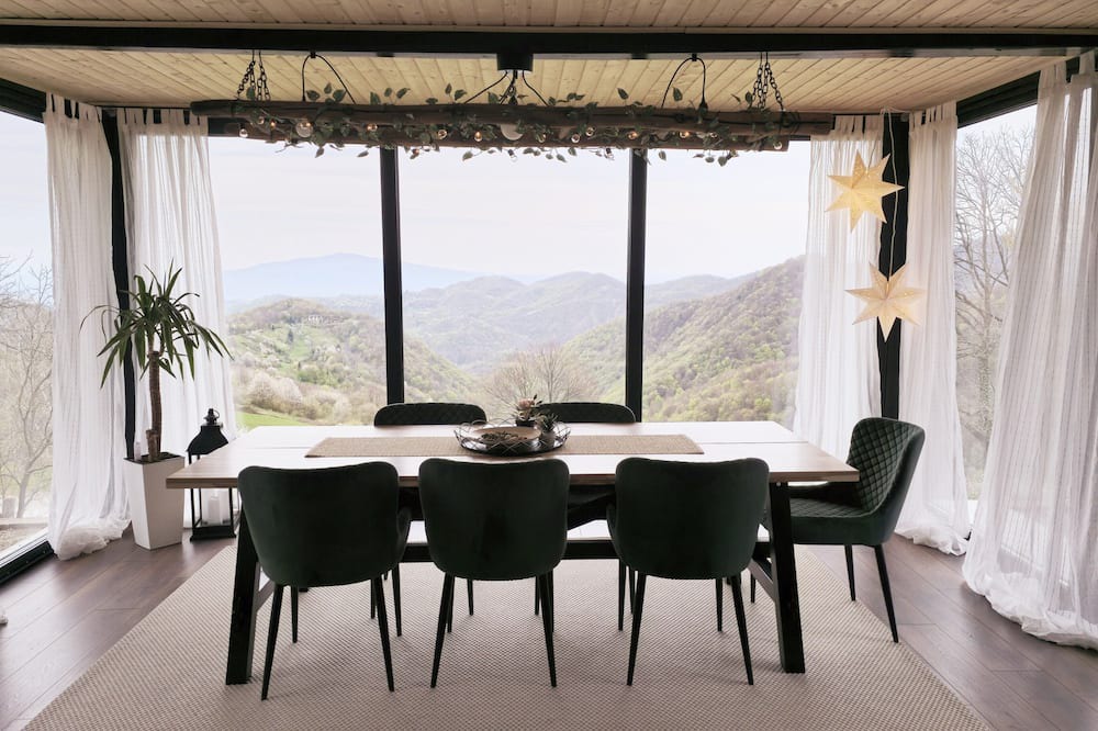 Breznik Plesivicki House | Three Bedroom Holiday Home Wild Rose