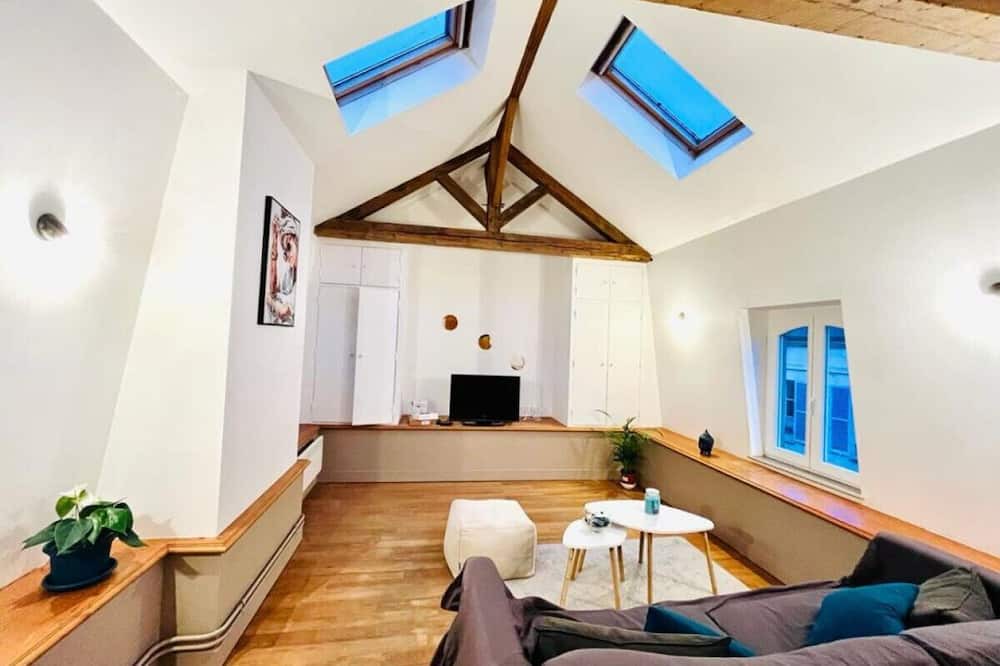 Senlis Apartment | Tropical Duplex in Senlis