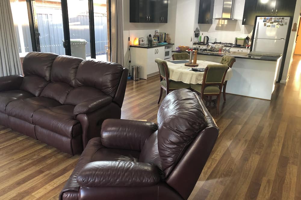 Evanston Gardens House | Gateway to the Barossa Valley at Evanston Gardens.