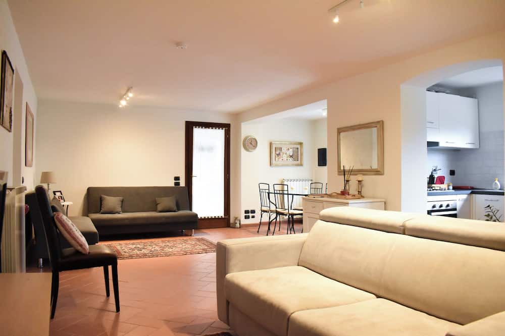 Twist Apartment | Catherine's Tavern
