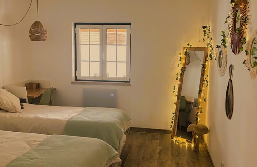 Cercal Apartment | Apartment with pool in town center