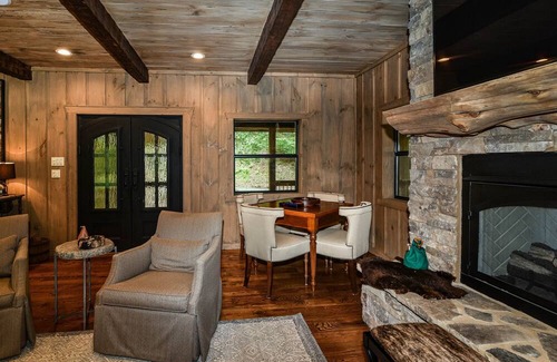 Blue Ridge House | Fly Fish, Tube & Relax on The Toccoa River-Aska Adventure- 10 Mins from Dwntn BR
