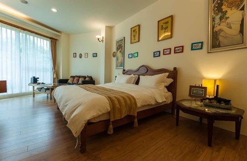 Shoufeng Bed & Breakfast | Tree Lake B&B