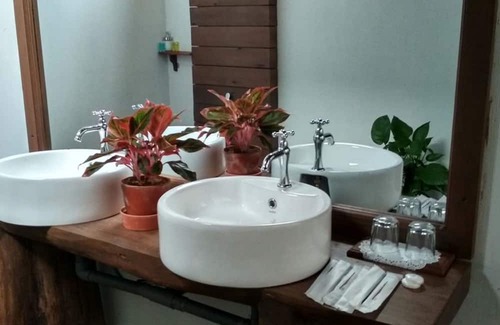 Pulau Besar Hotel | Bayu Lestari Island Resort