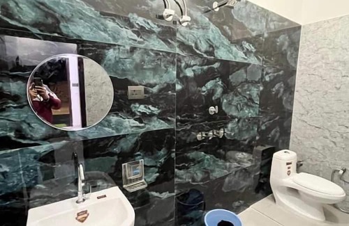 Misrikh Hotel | Ananya Hotel & Restaurant Naimisharanya