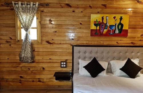 Tarkarli Hotel | Hotel Yash Nyahari Niwas