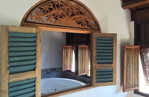 Phu Vang Hotel | Villa Louise Hue Beach Boutique Hotel