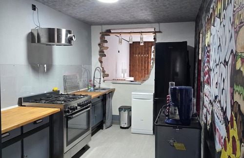 Pfungstadt Apartment | Fashionable & quiet home in Pfungstadt