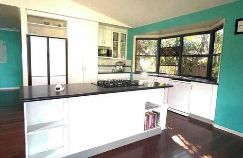 Hideaway Bay House | Hydeaway Haven - Plunge Pool - Beachfront