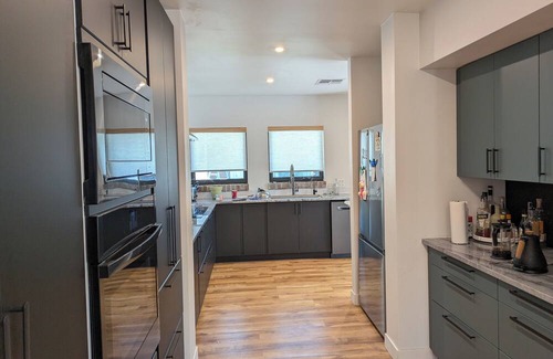 Fairview Place House | A Stunning European-Style Home Downtown Phoenix + Detached Office Spacen