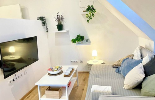 Weststadt Condo | Nuremberg centrally located in the countryside with luxurious complete furnishings