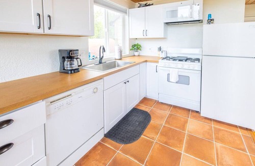 Salamatof Ski Chalet | Lake Vista Chalet - Kitchen, Bath, Loft, WiFi, Fire Pit