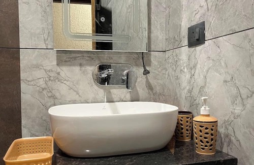 Rajendragram Hotel | BABBA KI BAADI Amarkantak