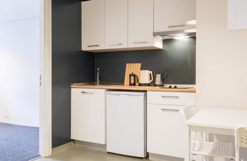 Urla Apartment | Tranquil Flat w Balcony in a Lux Complex in Urla