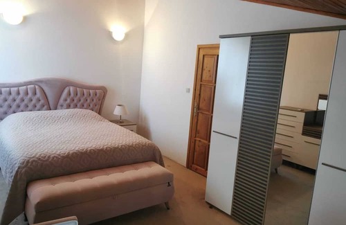 Tekirova Villa | Ferienhaus/doppelhaushälfte mit Swimmingpool und Whirlpool im Schönen Garten