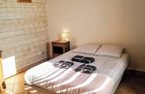 Saint-Jean-de-Marsacq Villa | Homerez - Villa in Saint-Jean-de-Marsacq